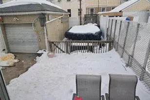 77-57 76th St, Glendale, NY 11385 - Photo 33