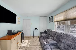 230 Blackpool Ct, Ridge, NY 11961 - Photo 19