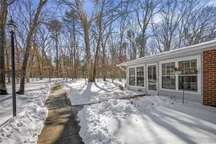 230 Blackpool Ct, Ridge, NY 11961 - Photo 25