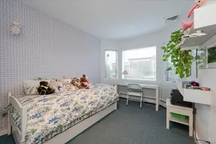 20 Whitman Rd, Great Neck, NY 11023 - Photo 17