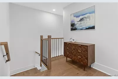 1821 Soundview Court, Yorktown Heights, NY 10598 - Photo 15