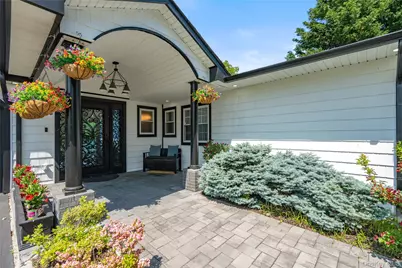 11 Gallatin Drive, Dix Hills, NY 11746 - Photo 3