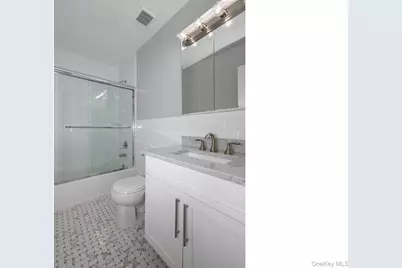 425 Newbridge Road #40, East Meadow, NY 11554 - Photo 7