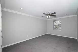 425 Newbridge Rd, East Meadow, NY 11554 - Photo 5