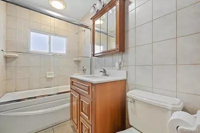 29 Disc Lane, Wantagh, NY 11793 - Photo 21