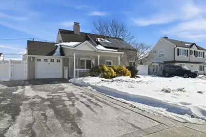29 Disc Lane, Wantagh, NY 11793 - Photo 1