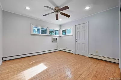 29 Disc Lane, Wantagh, NY 11793 - Photo 17