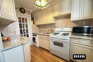 2048 E 58th St, Brooklyn, NY 11234 - Photo 3