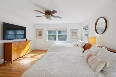 126 Malloy Drive, East Quogue, NY 11942 - Photo 21