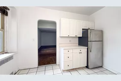 2190 Boston Road #3B, Bronx, NY 10462 - Photo 7