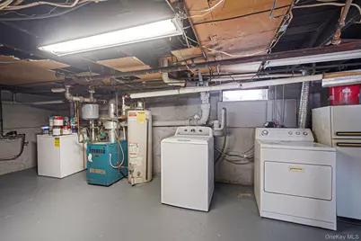 247 Starke Avenue, East Meadow, NY 11554 - Photo 23