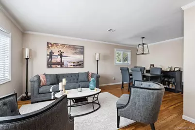 249 Hampton Road, West Babylon, NY 11704 - Photo 5