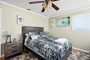 249 Hampton Rd, West Babylon, NY 11704 - Photo 15