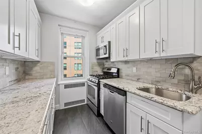 949 Palmer #3H, Bronxville, NY 10708 - Photo 3