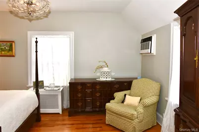 69 Jefferson Street, Garden City, NY 11530 - Photo 9