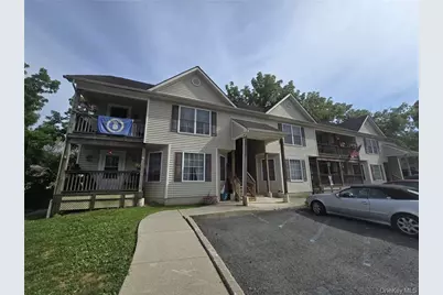 105 N Montgomery Street #B3 Unit 4, Walden, NY 12586 - Photo 1