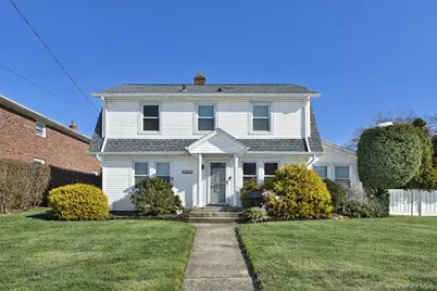458 Pennsylvania Avenue, Williston Park, NY 11596 - Photo 1