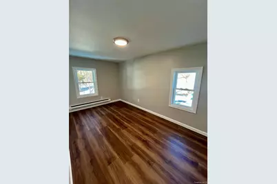 56 Tilden Lane #2nd Floor Front, Greenlawn, NY 11740 - Photo 7