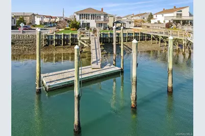 255 Delaware Avenue, Island Park, NY 11558 - Photo 27