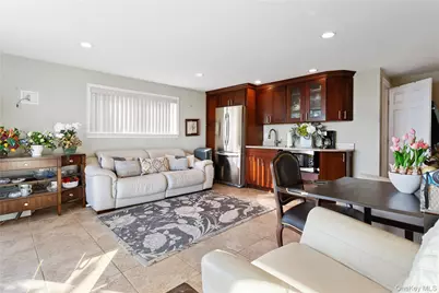 255 Delaware Avenue, Island Park, NY 11558 - Photo 19