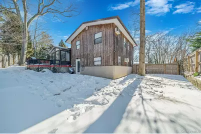 74 Hempstead Drive, Sound Beach, NY 11789 - Photo 31