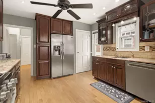 56-43 195th St, Fresh Meadows, NY 11365 - Photo 7