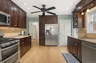 56-43 195th St, Fresh Meadows, NY 11365 - Photo 5