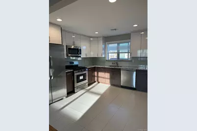 60 Arlington Street #2nd Floor, Mineola, NY 11501 - Photo 9