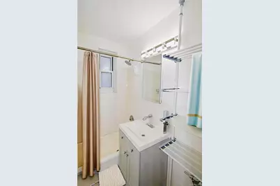 1296 Midland Avenue #5G, Yonkers, NY 10704 - Photo 7