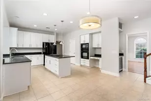 48 Avolet Ct, Mount Sinai, NY 11766 - Photo 19