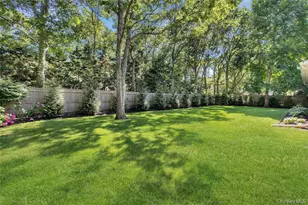 38 Woodridge Rd, Hampton Bays, NY 11946 - Photo 23