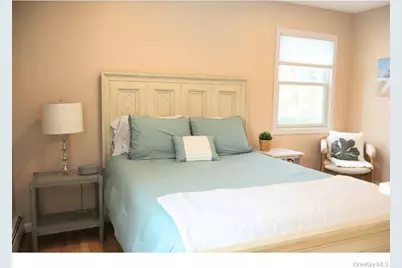 38 Woodridge Road, Hampton Bays, NY 11946 - Photo 17