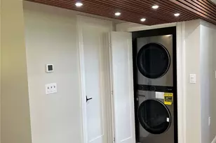 4 Glen Ct, Poughkeepsie, NY 12603 - Photo 27