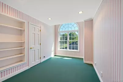 22 Bayside Drive, Great Neck, NY 11023 - Photo 27