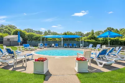 22 Bayside Drive, Great Neck, NY 11023 - Photo 33