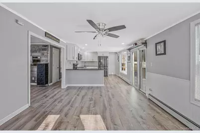 19 Osborne Avenue, Mount Sinai, NY 11766 - Photo 13