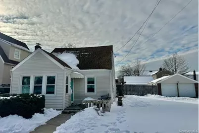 9 Hamilton Avenue, Island Park, NY 11558 - Photo 3