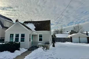 9 Hamilton Ave, Island Park, NY 11558 - Photo 3