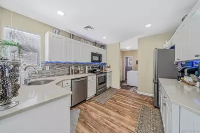 49 Flamingo Road, Rocky Point, NY 11778 - Photo 7