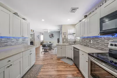 49 Flamingo Road, Rocky Point, NY 11778 - Photo 5