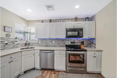 49 Flamingo Road, Rocky Point, NY 11778 - Photo 9