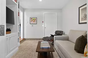 211 Barton Ave, Melville, NY 11747 - Photo 9