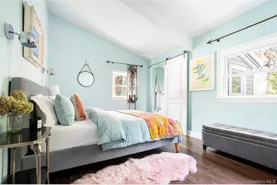 87 Washington Heights Avenue, Hampton Bays, NY 11946 - Photo 21