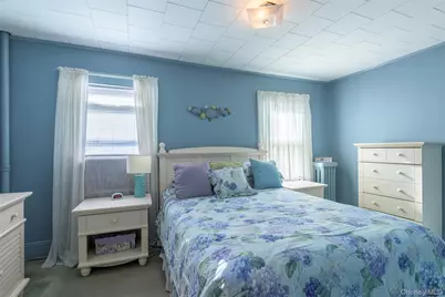 221-72 91st Avenue, Queens Village, NY 11428 - Photo 15