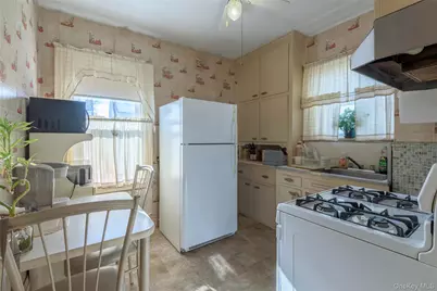 221-72 91st Avenue, Queens Village, NY 11428 - Photo 11