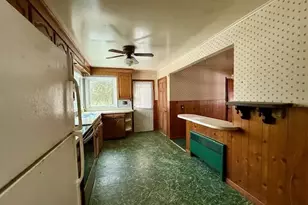 7 Christopher Ave, Highland, NY 12528 - Photo 17