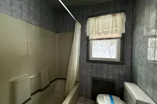 7 Christopher Ave, Highland, NY 12528 - Photo 15