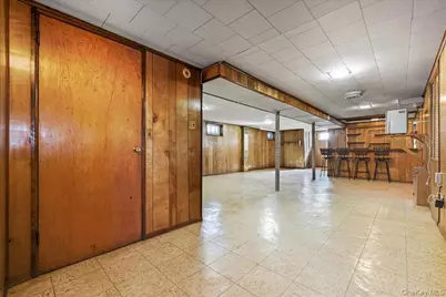 26 Terrace Avenue, Floral Park, NY 11001 - Photo 31