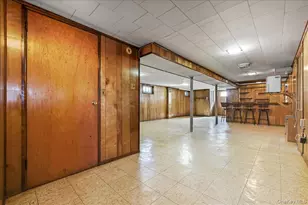 26 Terrace Ave, Floral Park, NY 11001 - Photo 31