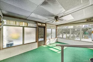 26 Terrace Ave, Floral Park, NY 11001 - Photo 33